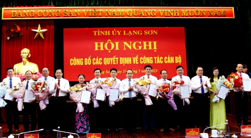 Lạng Sơn điều động, bổ nhiệm hàng loạt lãnh đạo chủ chốt